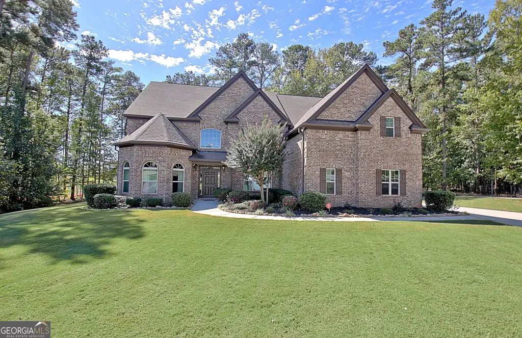 155 Boatwater Bend, Peachtree City