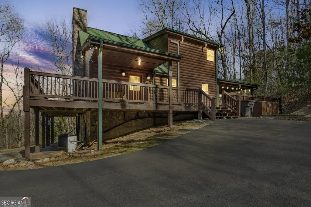 211 Highland Forest Drive, Morganton