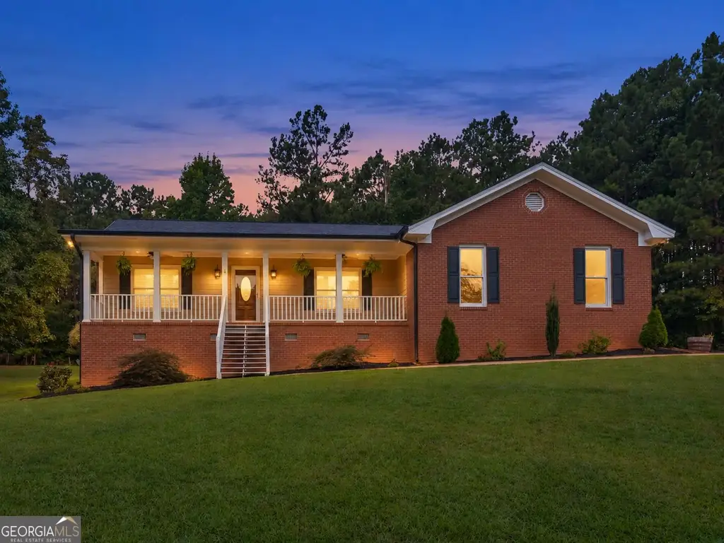 517 Hamlin Road, Jackson