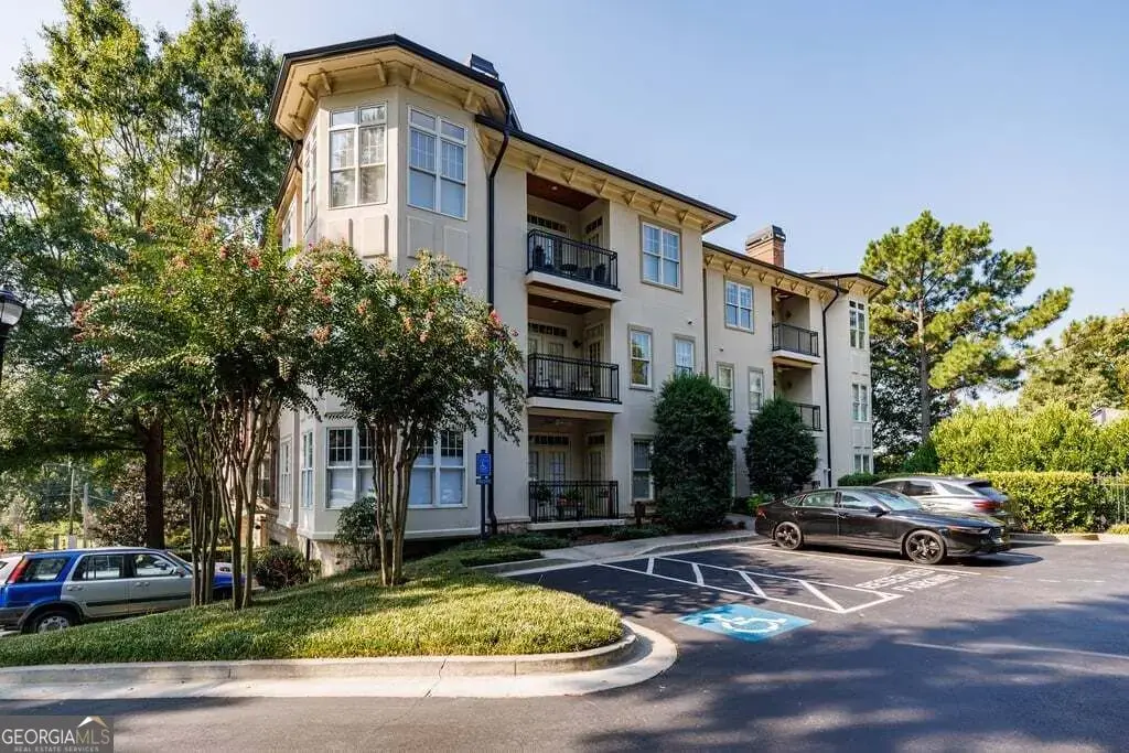 828 Highland Lane 2204, Atlanta