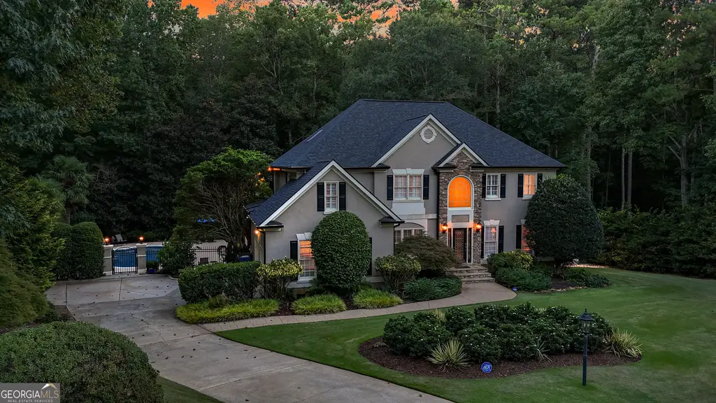 412 Loyd Road, Peachtree City