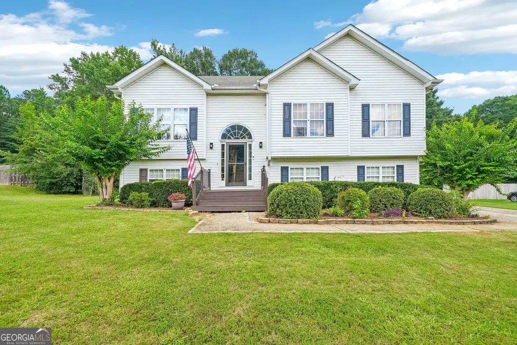 130 Chesterfield Drive, Newnan