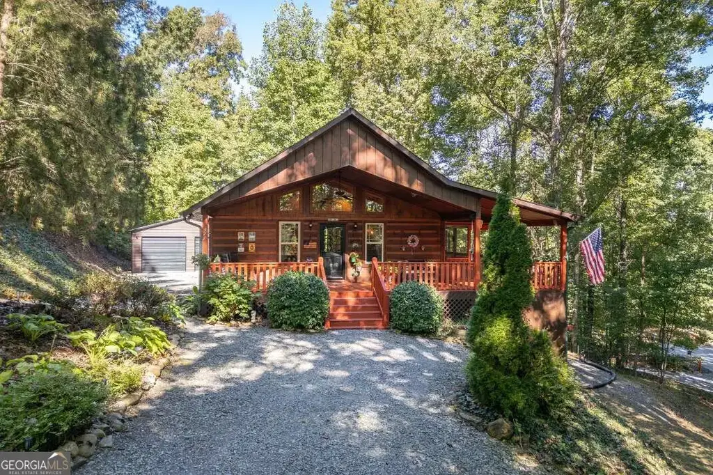 327 Eagles Nest Lane, Blue Ridge