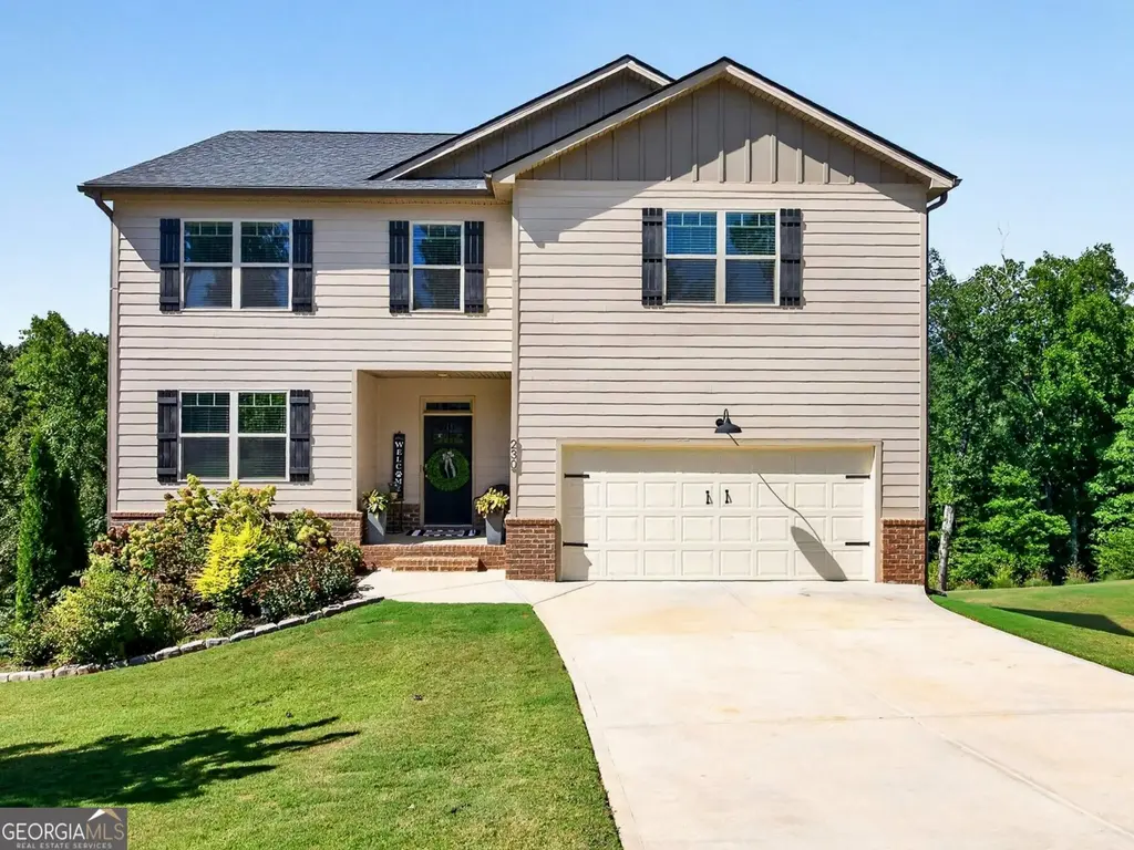 230 Blossom Wood Drive, Senoia