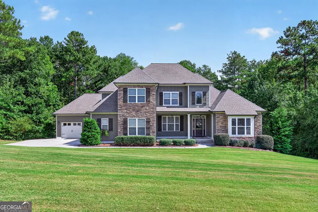 122 Brook Trail, Newnan