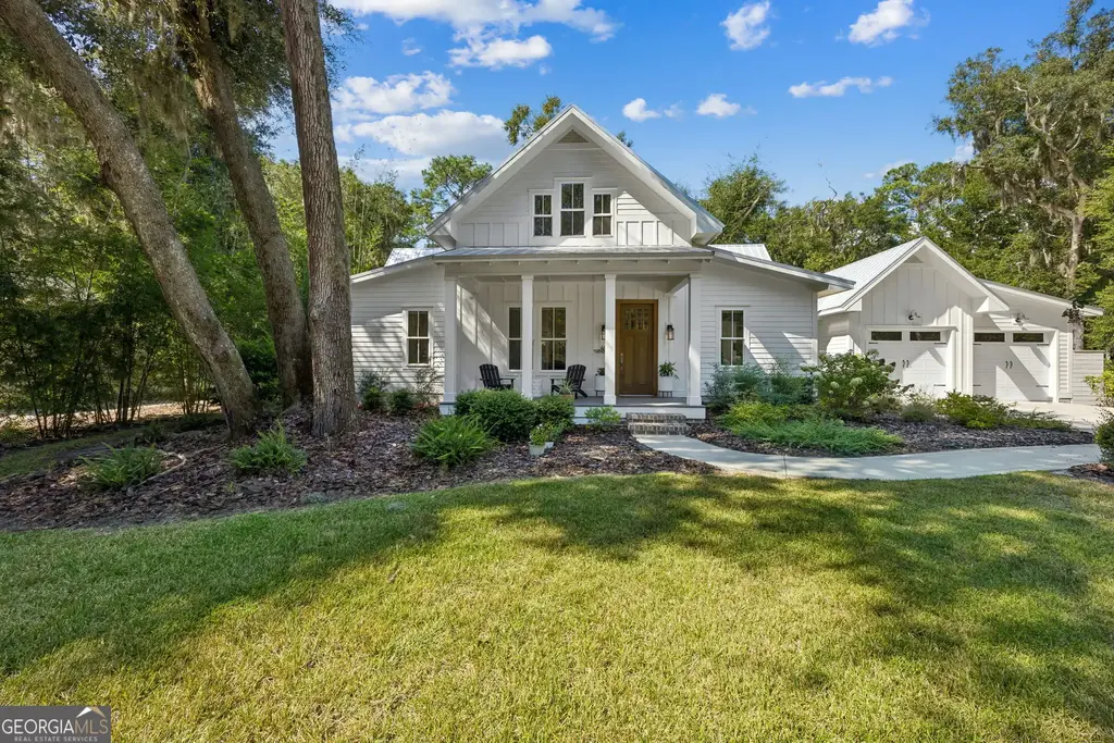 402 Teather Drive, St. Marys