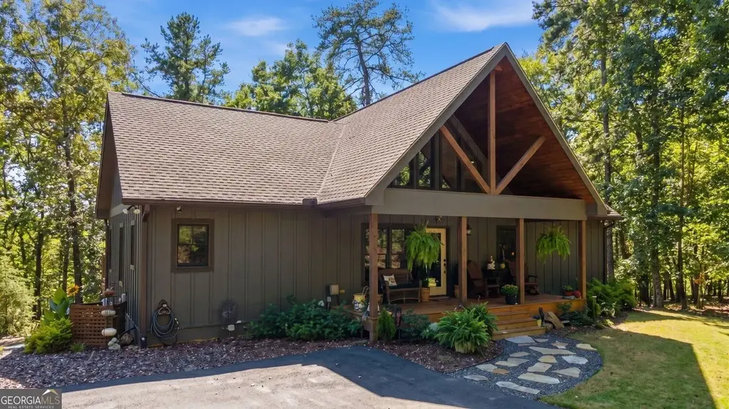 446 Old Village Road, Sautee Nacoochee