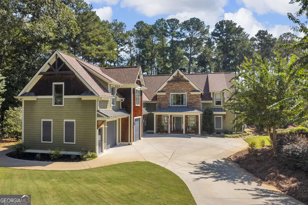 212 Northlake Drive, Hartwell