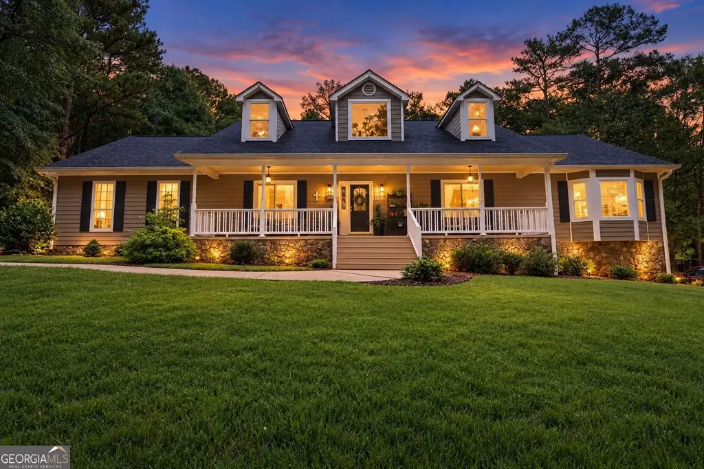 85 Allie Drive, McDonough