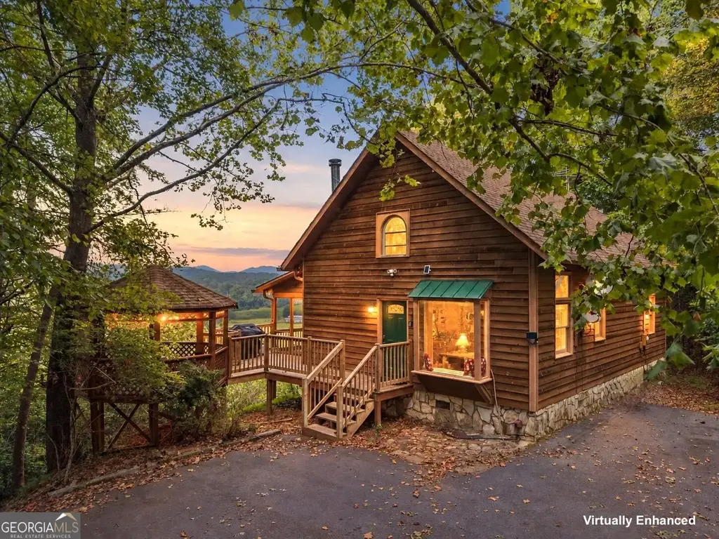 517 Ridge Road, Blue Ridge