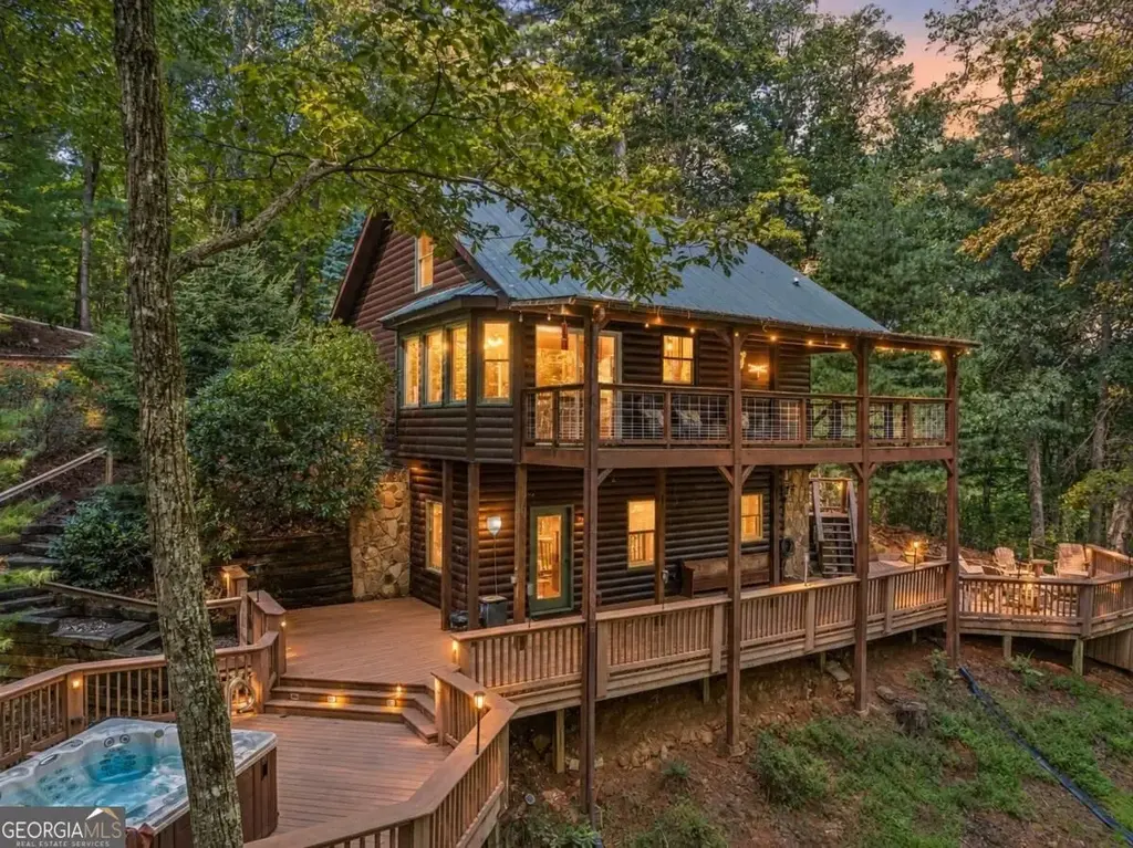 166 Walnut Mountain Court, Ellijay