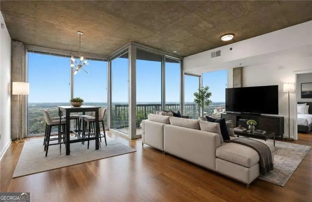 3324 Peachtree Road Ne 2202, Atlanta