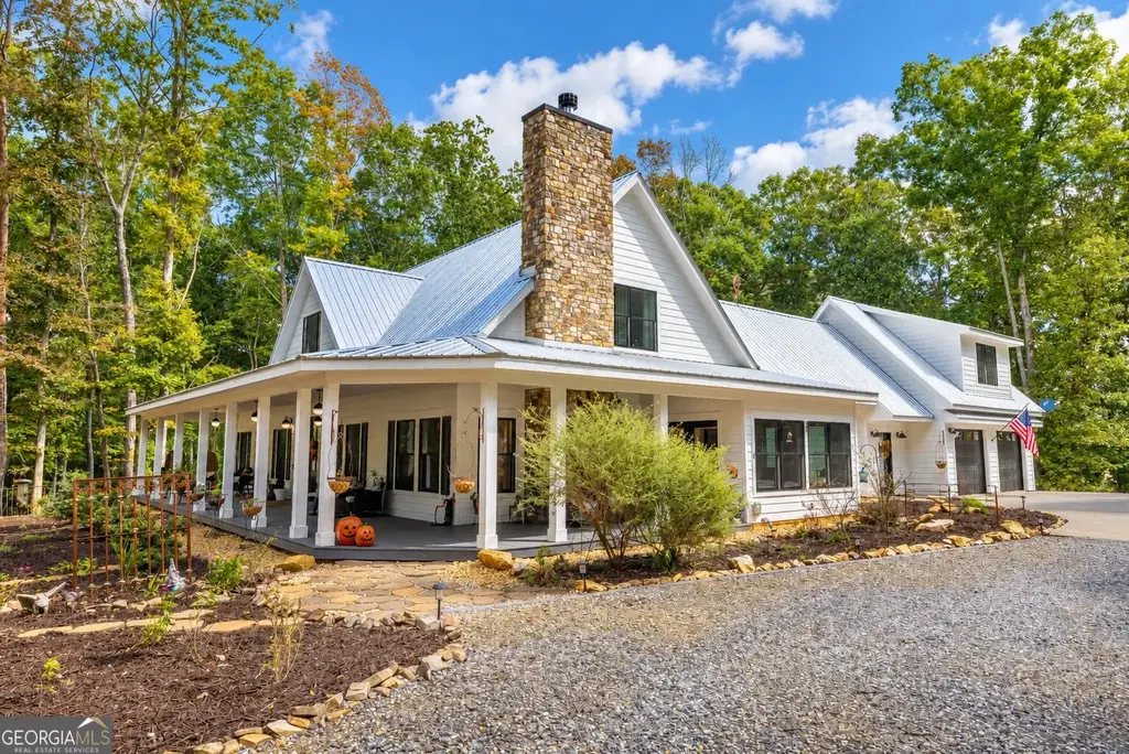 392 Mustang Trail, Blairsville