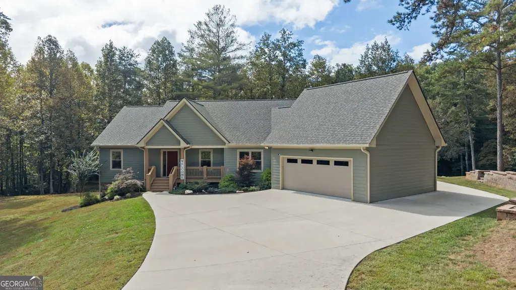 252 Yonah Way, Blairsville