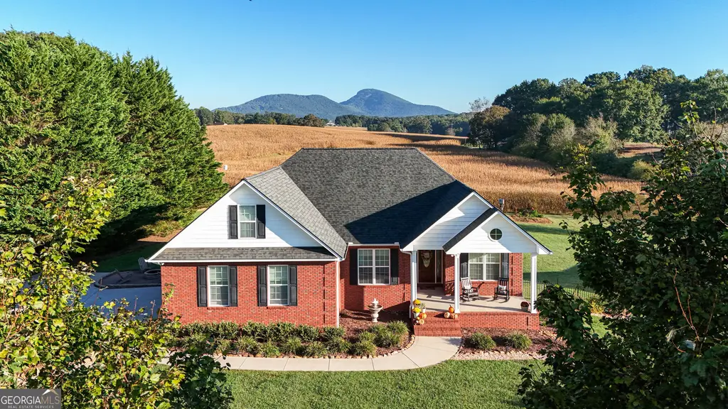 174 Hampton Hills Lane, Cleveland
