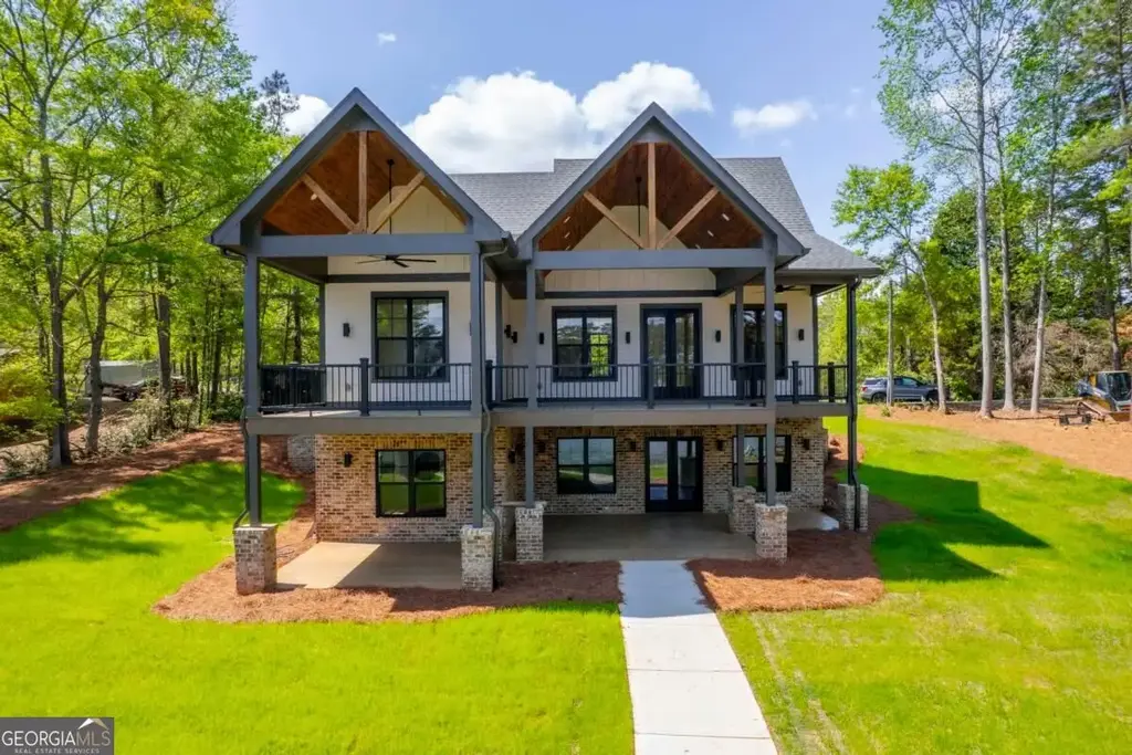 141 Grimes Road, Milledgeville