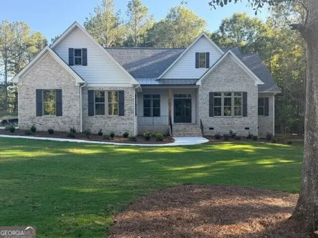 1051 Waverly Drive, Griffin