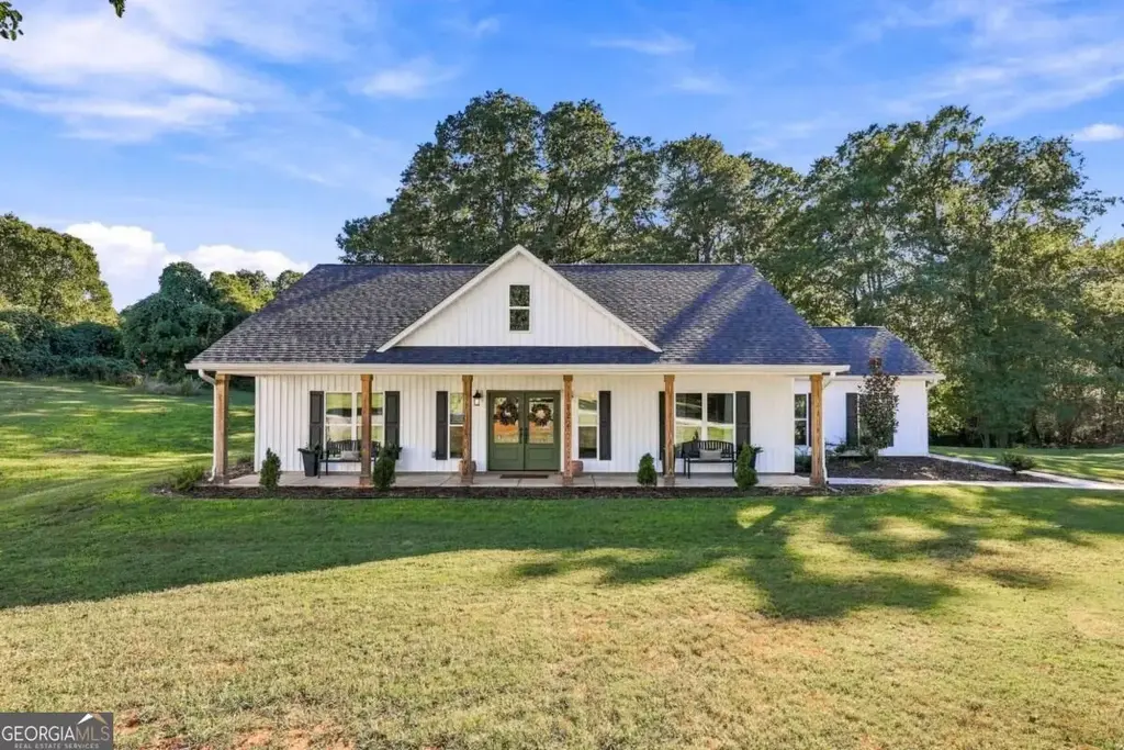 122 Jones Court, Athens