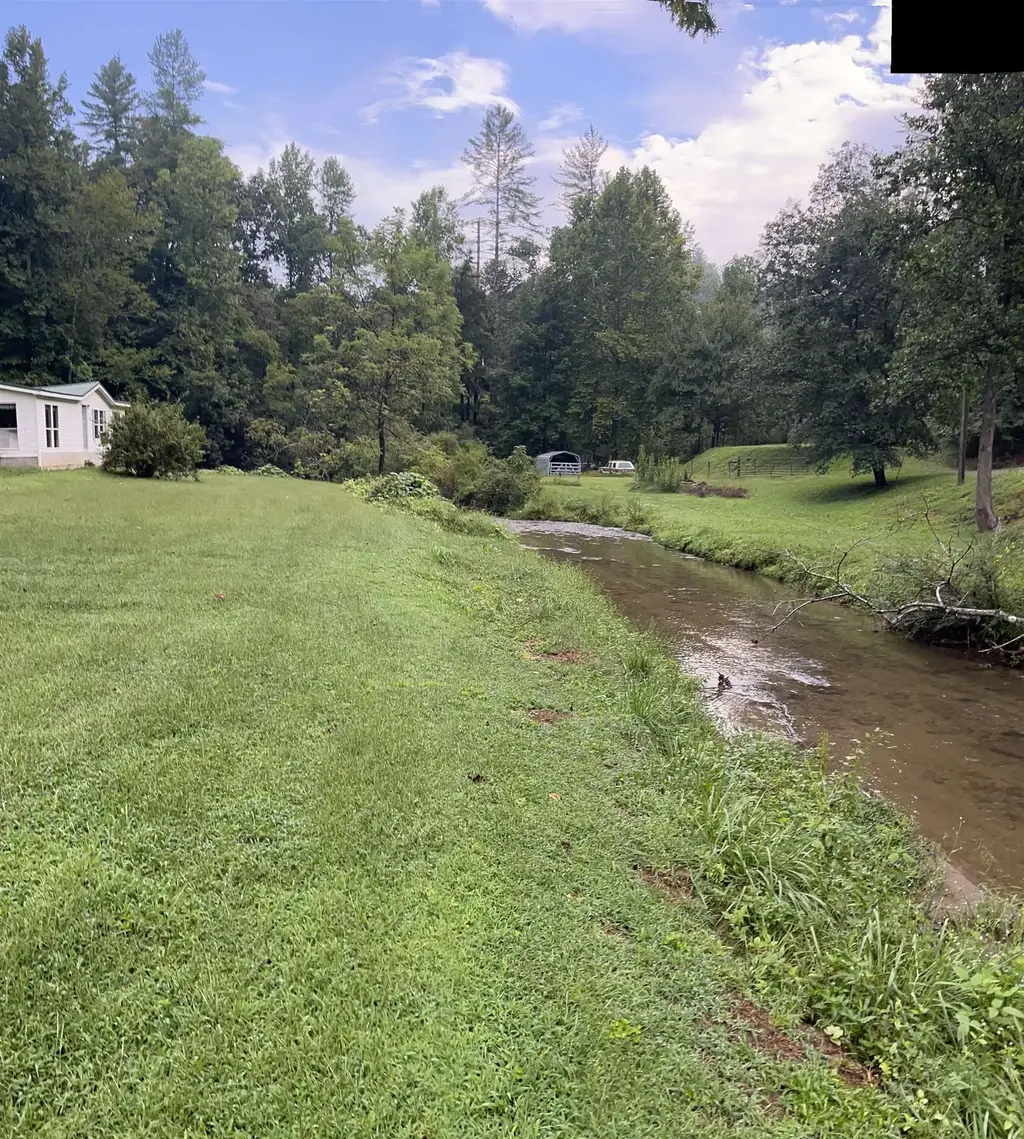 5 Bryson Branch Road, Clayton