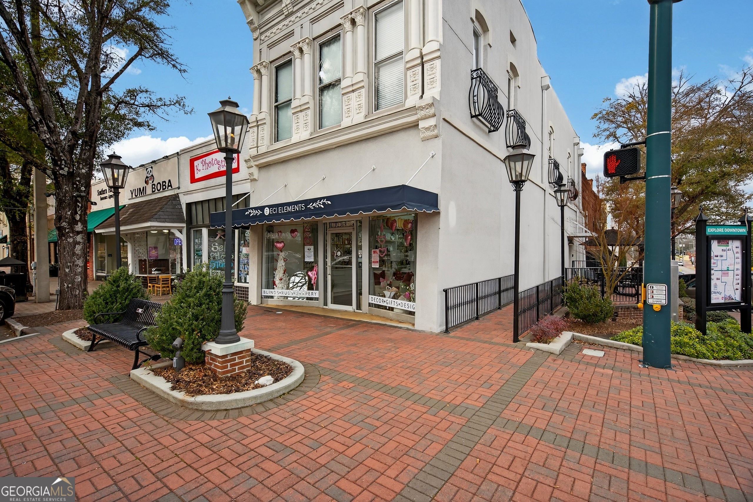 Photo of Listing #10690458