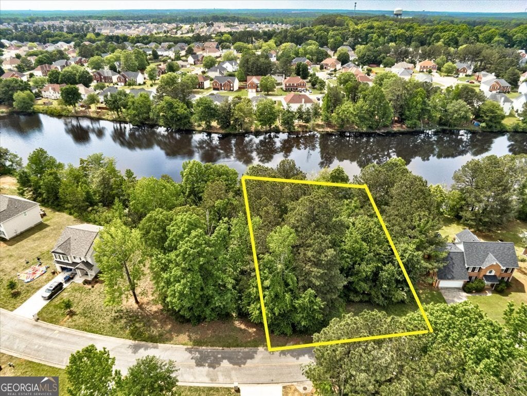 1112 East Shoreview Road, McDonough