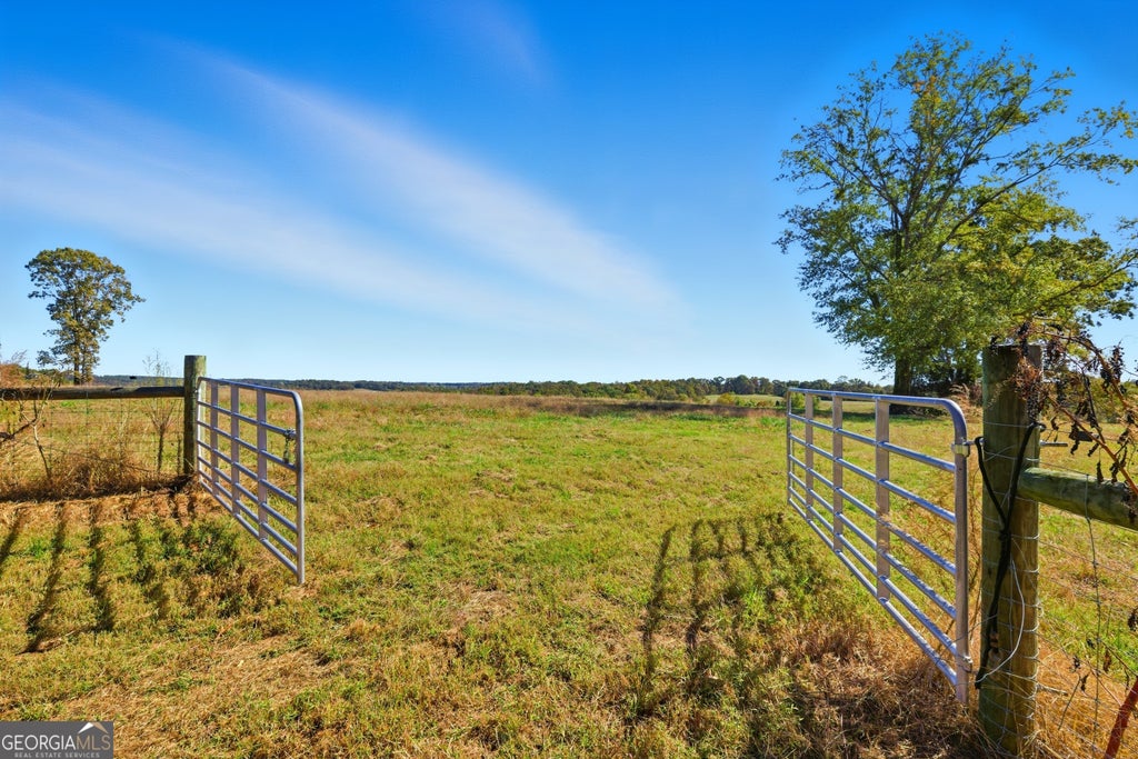 964 Gooseneck Road, Toccoa