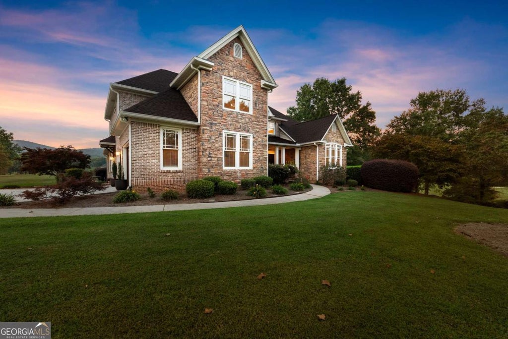 526 Orchard Drive, Clarkesville