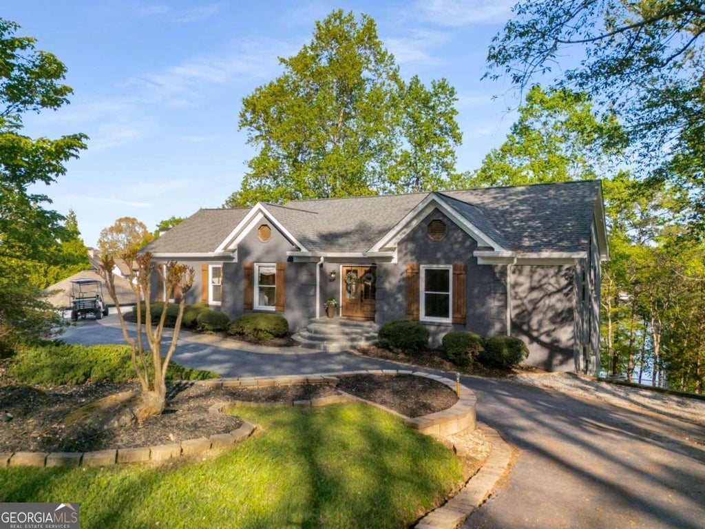 6477 Old Shadburn Ferry Road, Buford