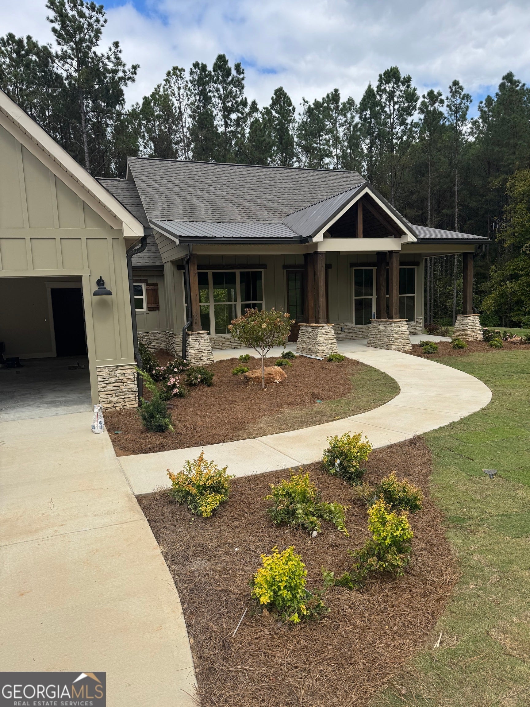 Photo of Listing #10527115