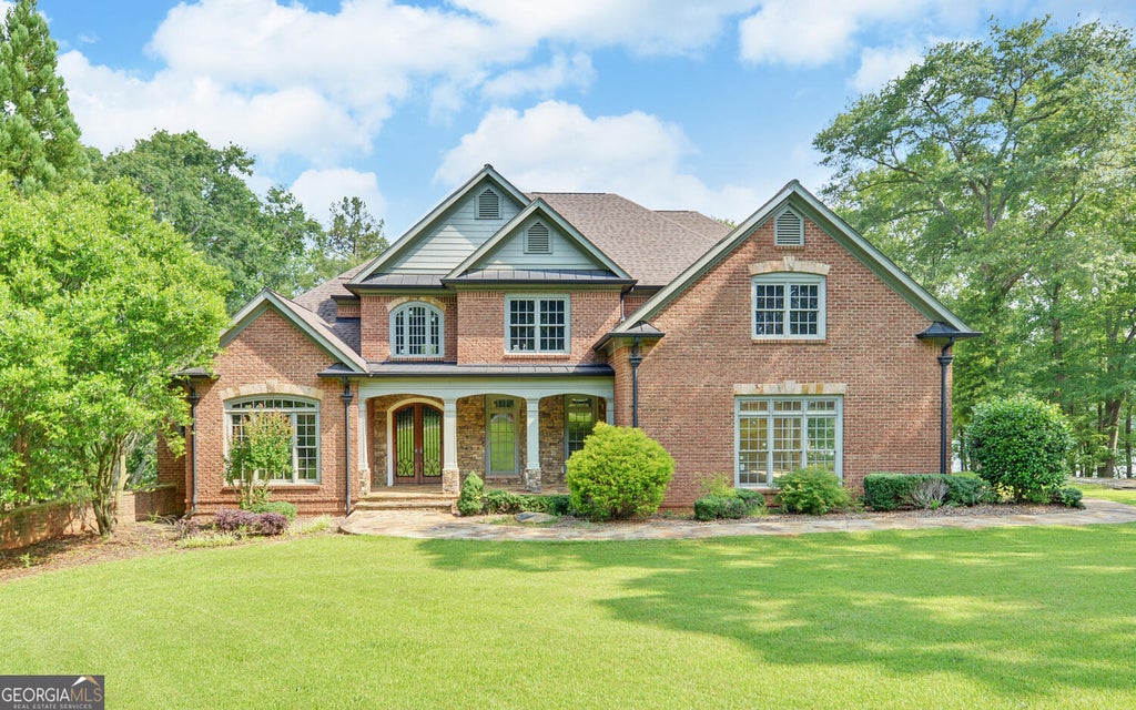 210 Rosewood Circle, Hartwell