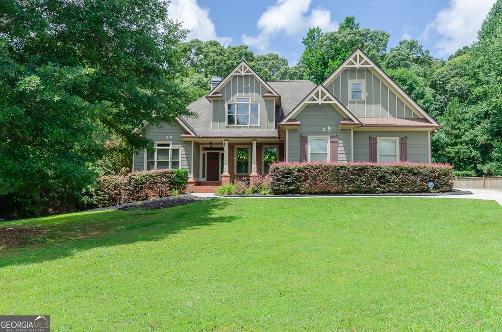 1404 Fairwinds Court, Loganville