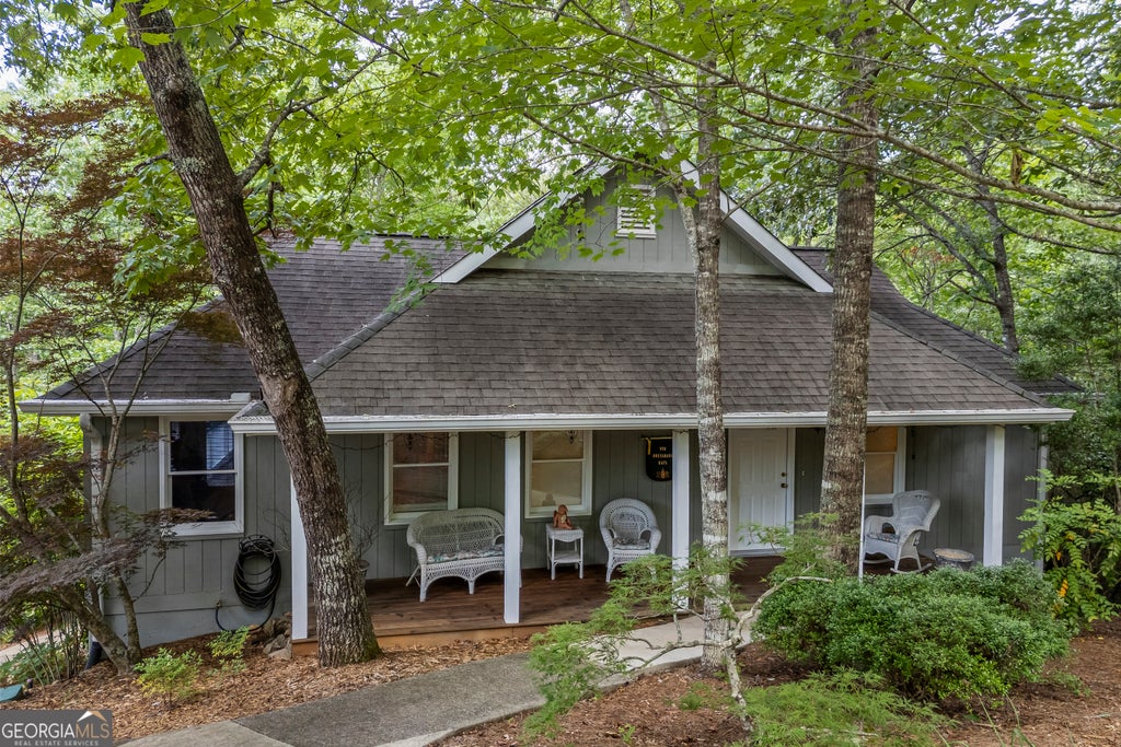 359 Bahn Erlenbruck, Helen