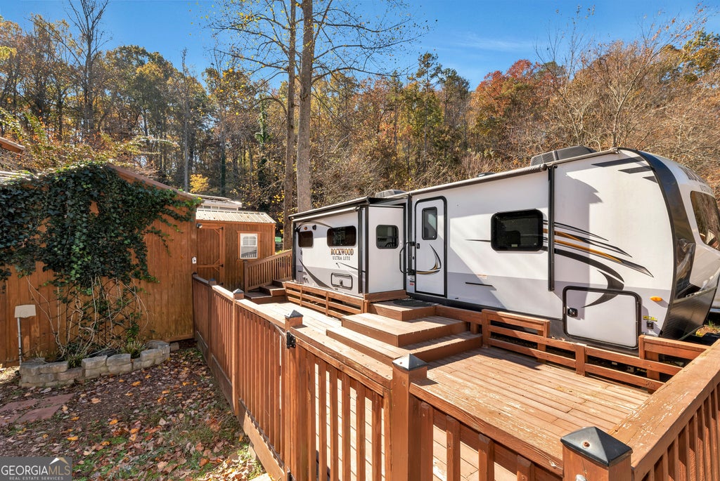 518 Riverside Drive, Cleveland