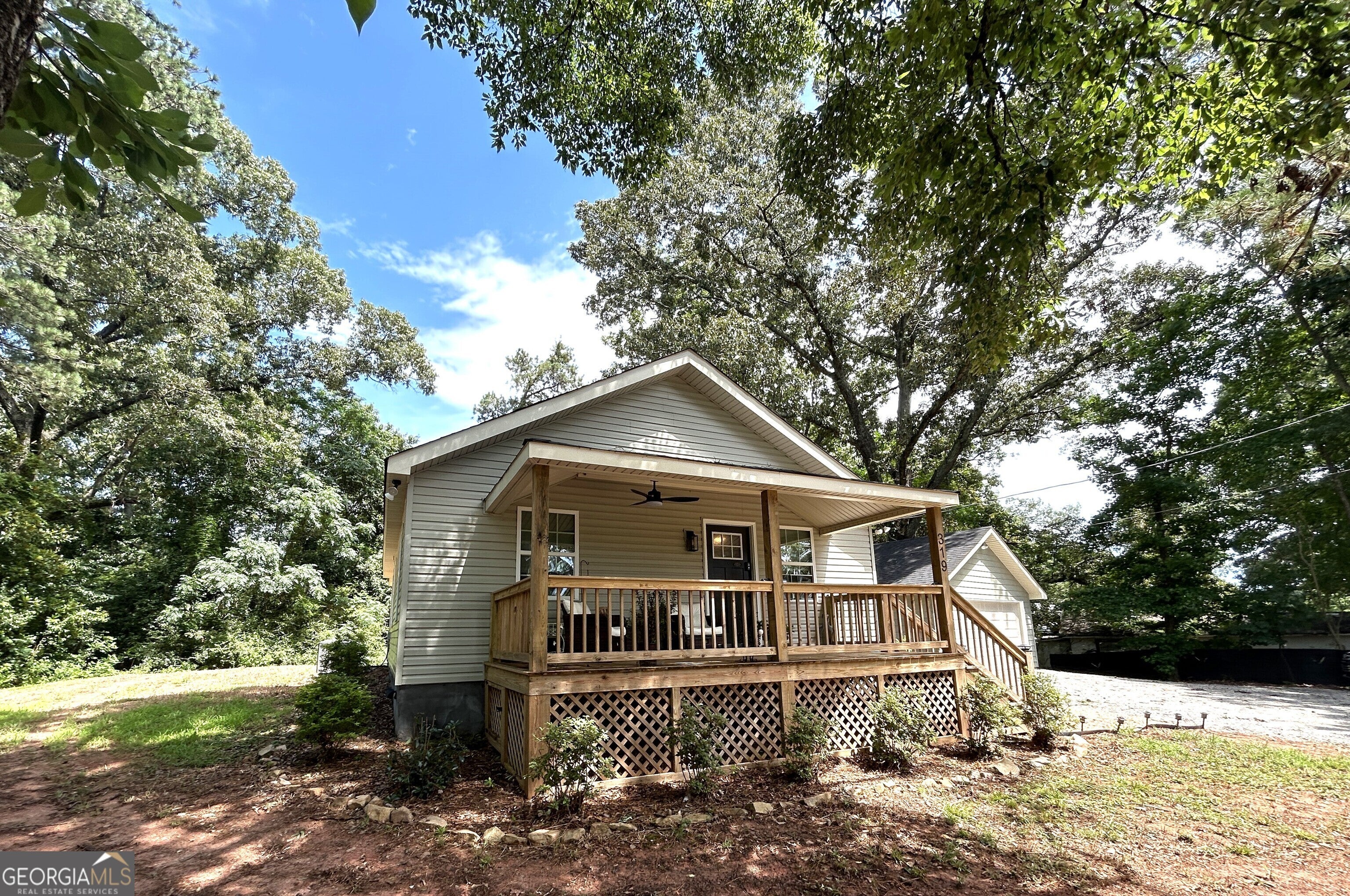 Photo of Listing #10553203