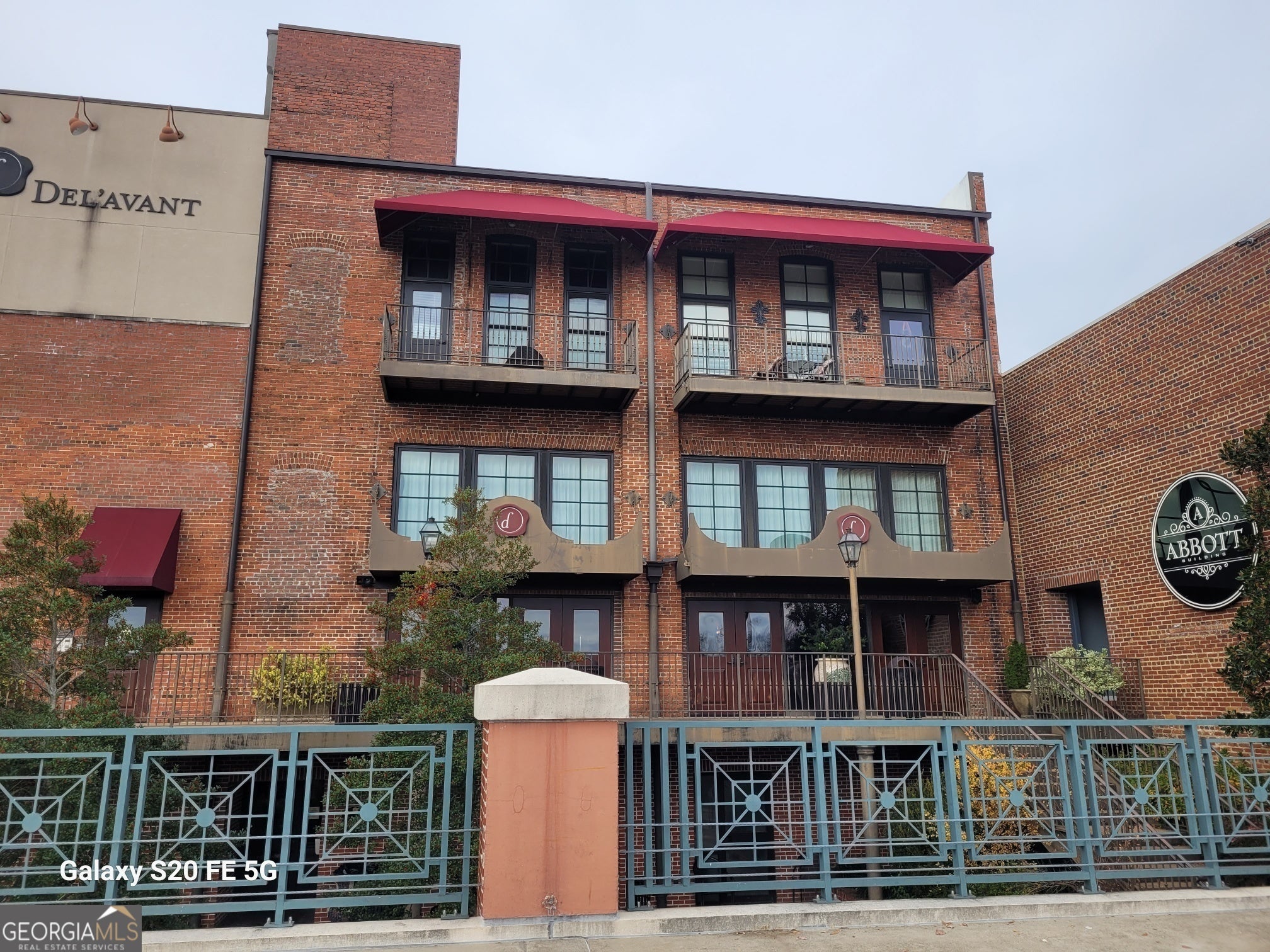 Photo of Listing #10555315