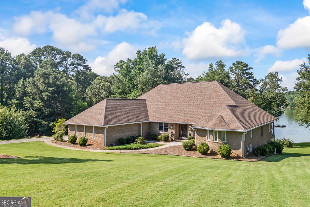 4315 Post Oak Point, Gainesville