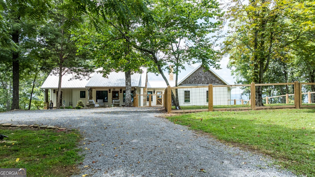 19207 Scenic Highway 89, Mentone