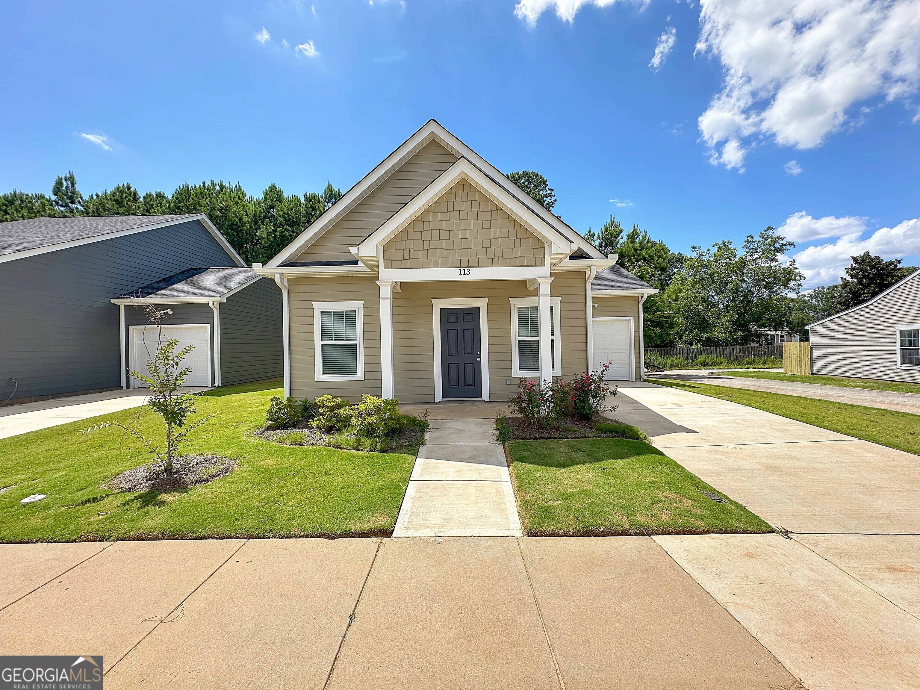 Photo of Listing #10572492