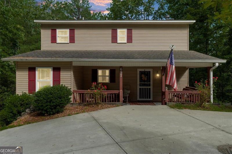 697 Zeppelin Strasse, Helen