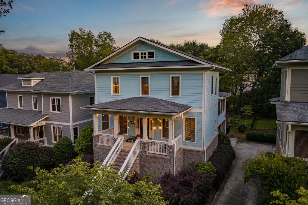 163 Easy Street, Athens