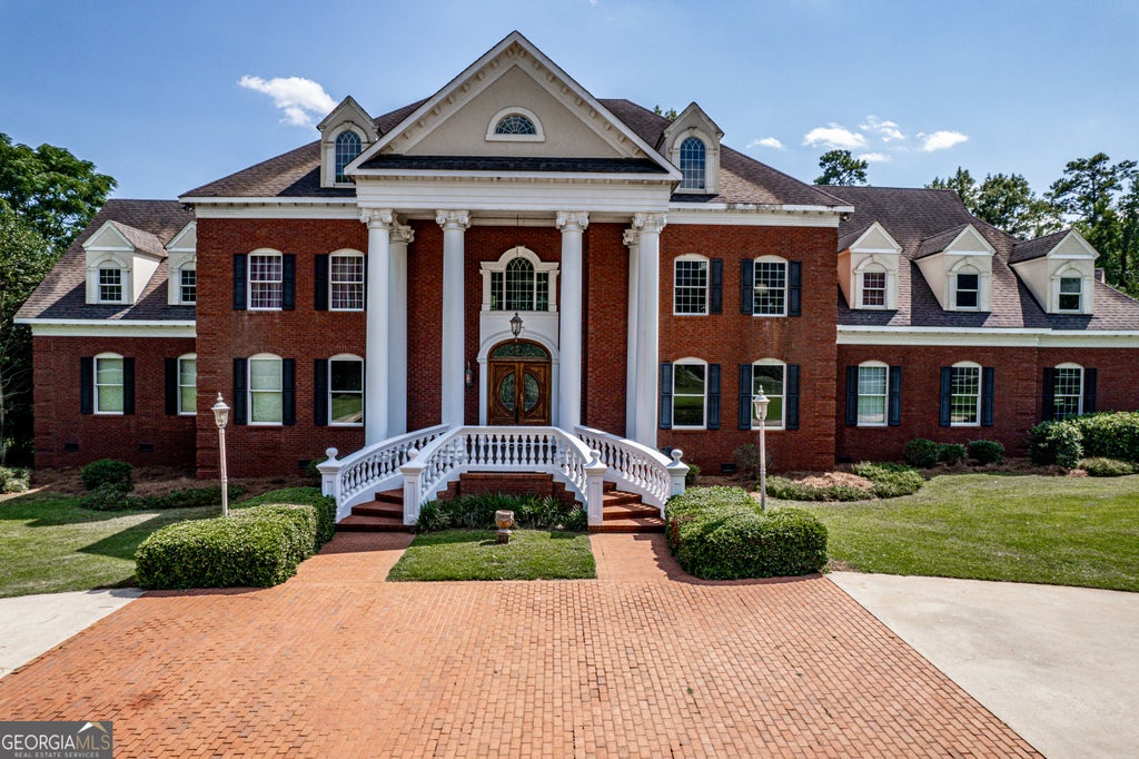 6020 Rivoli Drive, Macon