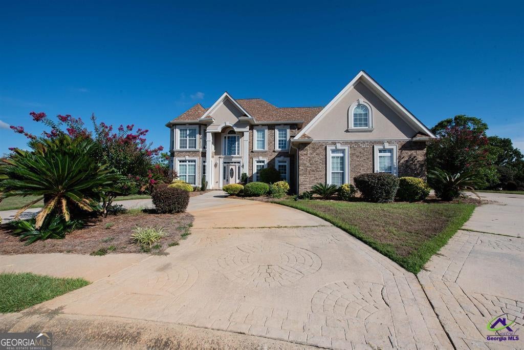 106 Bretwood Court, Centerville