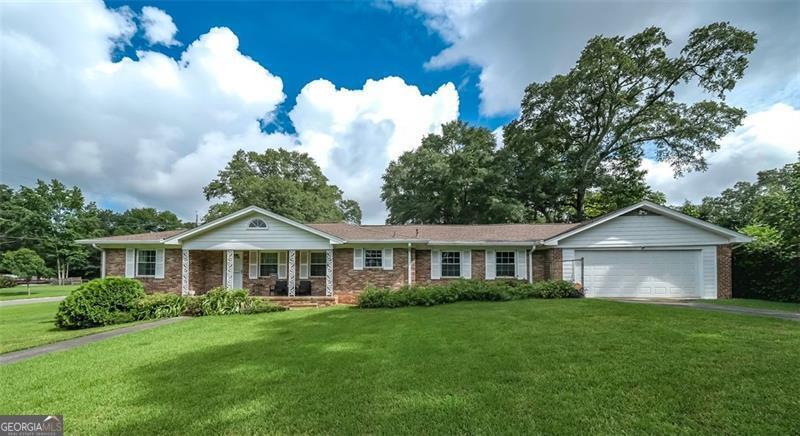 4045 Compton Circle, Powder Springs