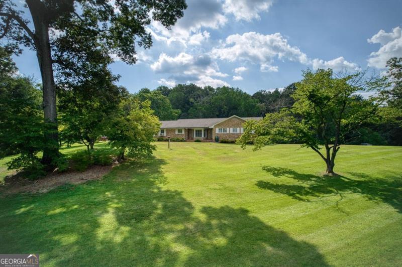 3840 Mceachern Farm Drive, Powder Springs