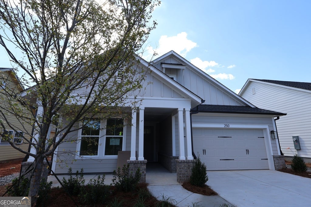 250 Strawberry Lane, Woodstock