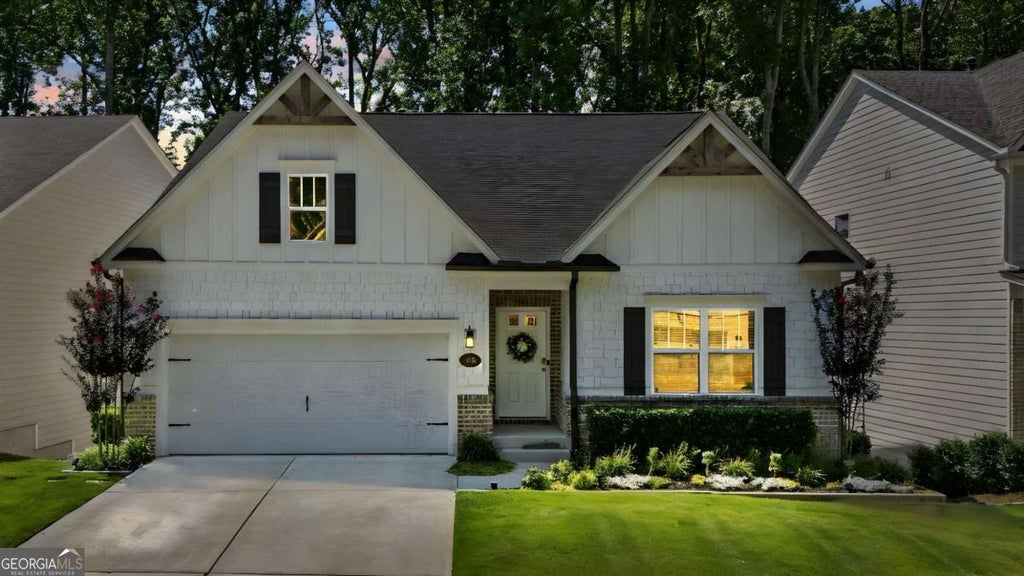 160 Crest Brooke Drive, Holly Springs