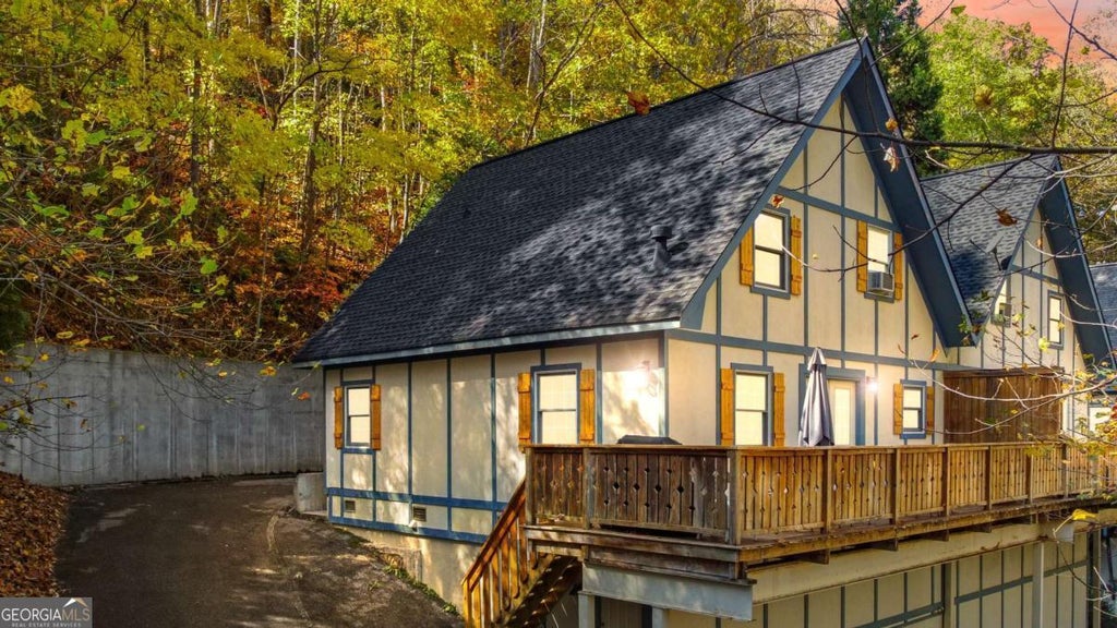 187 Alpenrosen Strasse, Helen