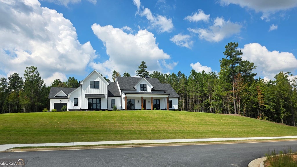 18 Sweet Rose Court, Newnan