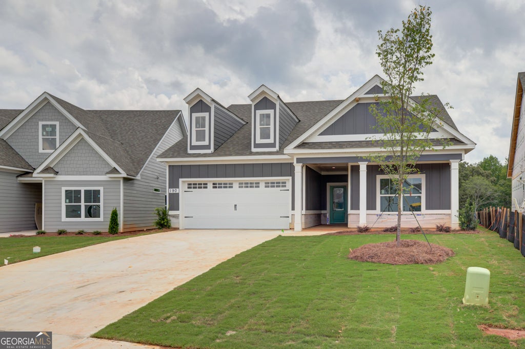 190 Redhaven Drive, Senoia