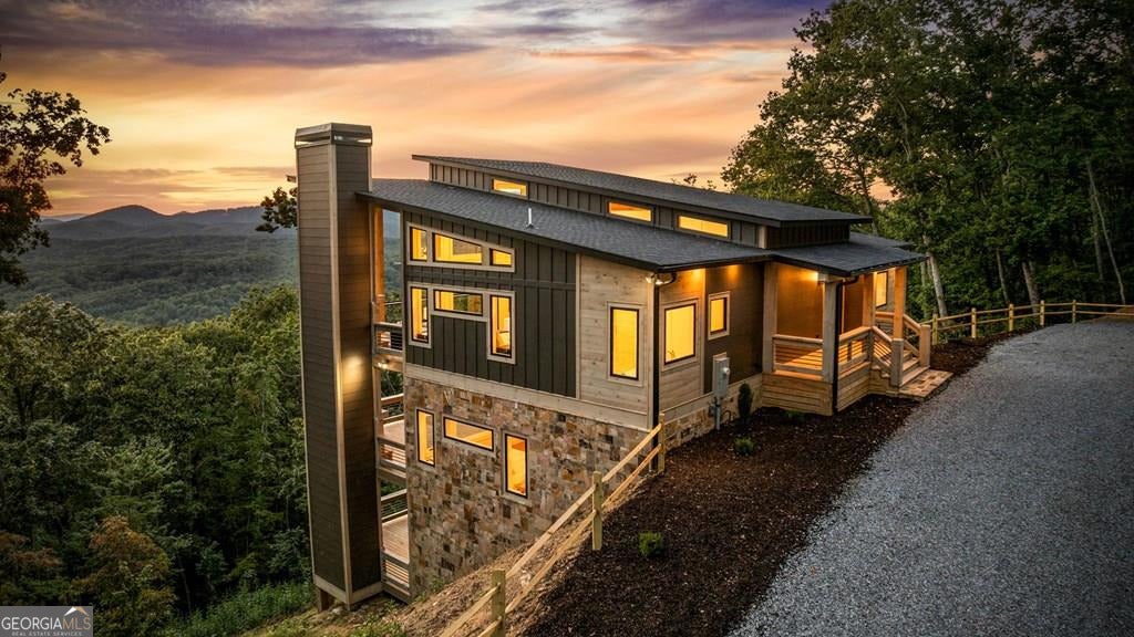 105 Longview Terrace, Mineral Bluff